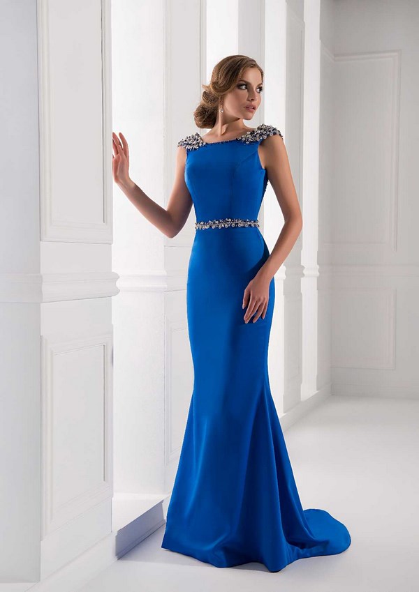 Les robes de graduation les plus en vogue 2025-2026: photos