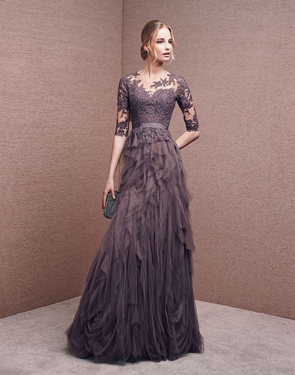 Les robes de graduation les plus en vogue 2025-2026: photos