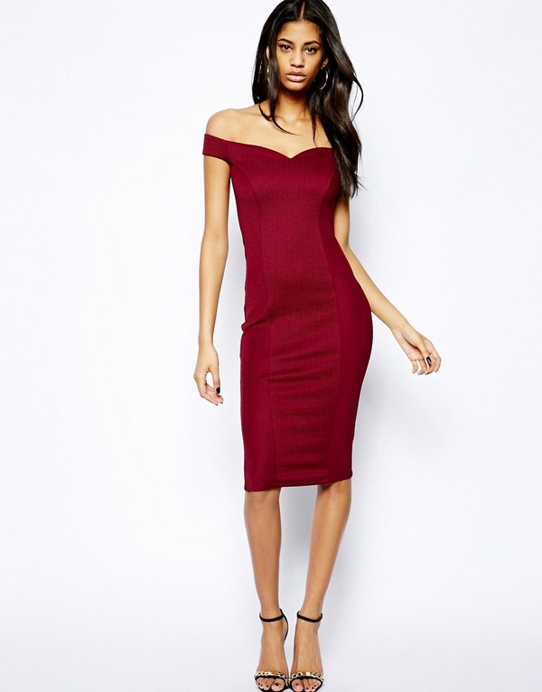 Les robes de cocktail les plus en vogue 2025-2026: photos, actualités