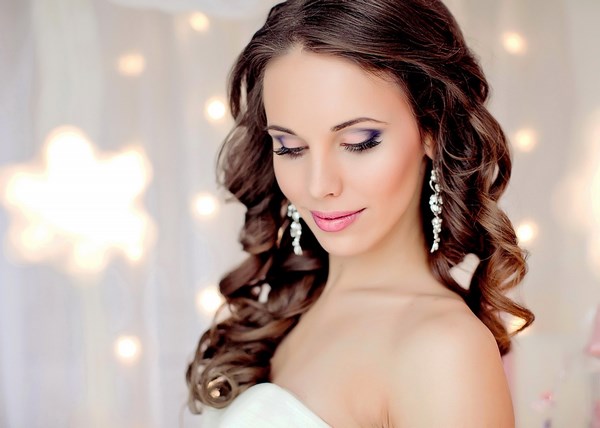 Coiffures de mariage 2025-2026. Meilleures coiffures pour la mariée: photos, idées