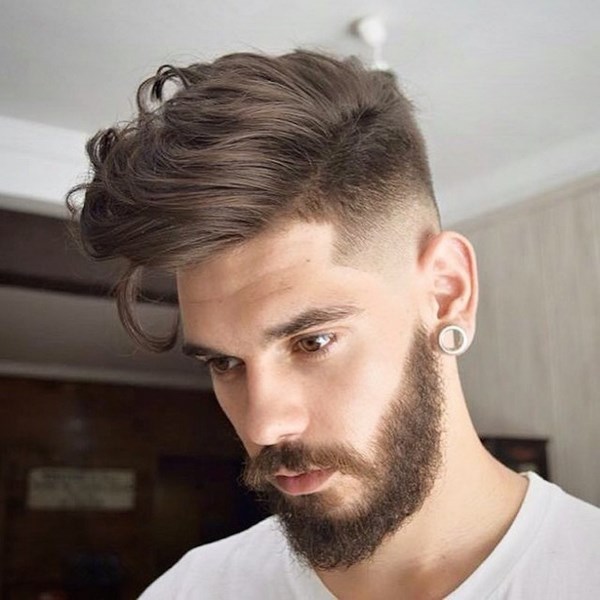 Coupes de cheveux pour hommes élégants 2025-2026, coiffures pour hommes à la mode: photos