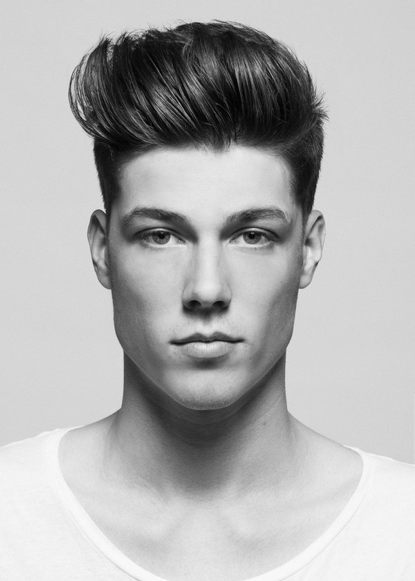 Coupes de cheveux pour hommes élégants 2025-2026, coiffures pour hommes à la mode: photos