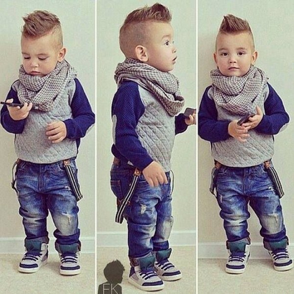 Coupes de cheveux de mode pour les garçons 2025-2026: photo