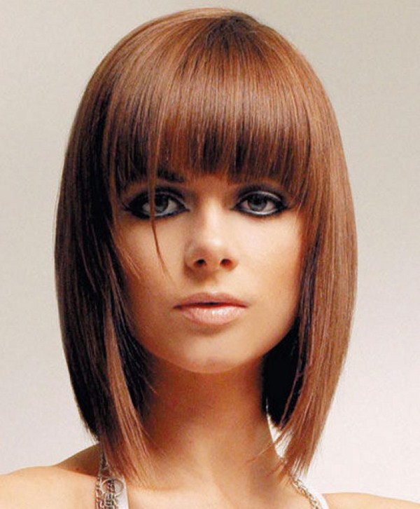 Coupes de cheveux à la mode pour les cheveux moyens 2025-2026: photos, idées