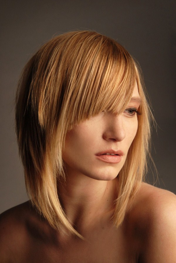 Coupes de cheveux à la mode pour les cheveux moyens 2025-2026: photos, idées