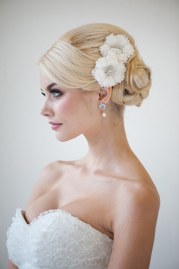 Coiffures de mariage 2025-2026. Meilleures coiffures pour la mariée: photos, idées