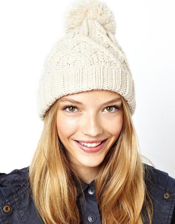 Chapeaux d'hiver pour femmes 2025-2026: photos, modèles, tendances