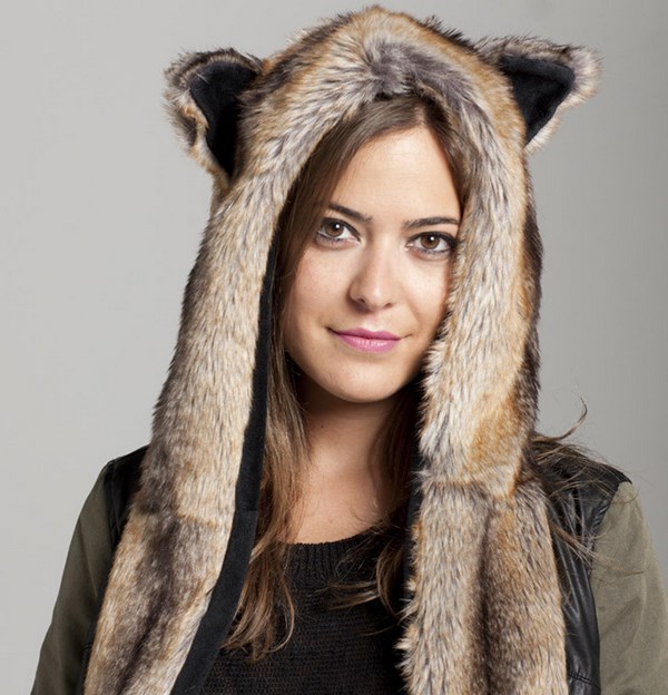 Chapeaux d'hiver pour femmes 2025-2026: photos, modèles, tendances