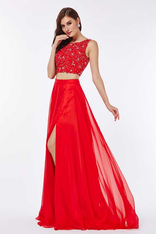 Les plus belles robes rouges 2025-2026: photos, actualités