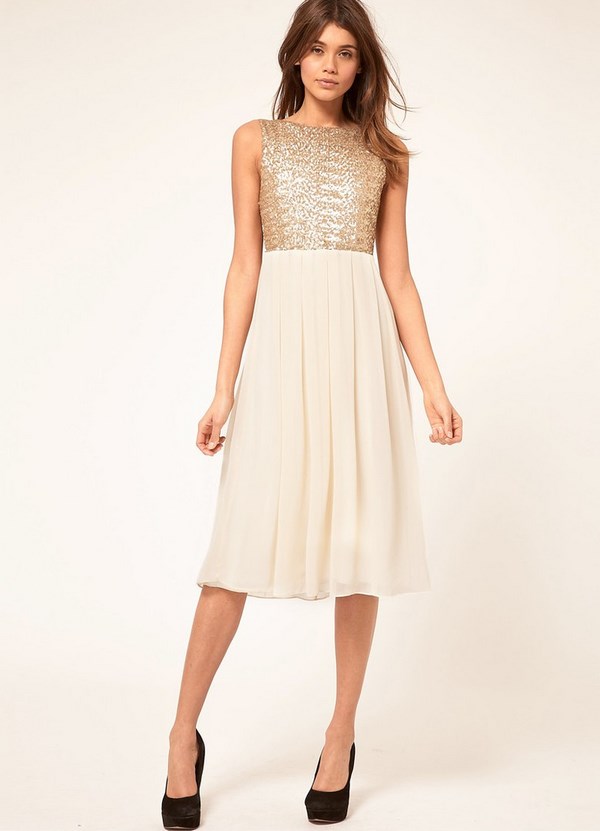 Robes courtes à la mode pour le bal 2025-2026: photo, actualités