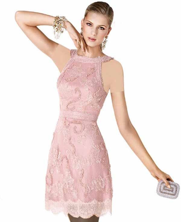 Robes courtes à la mode pour le bal 2025-2026: photo, actualités