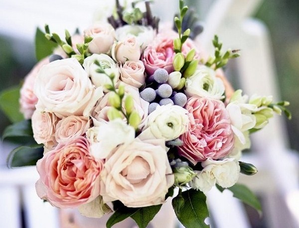 Les bouquets de fleurs les plus en vogue 2025-2026, photos, tendances florales