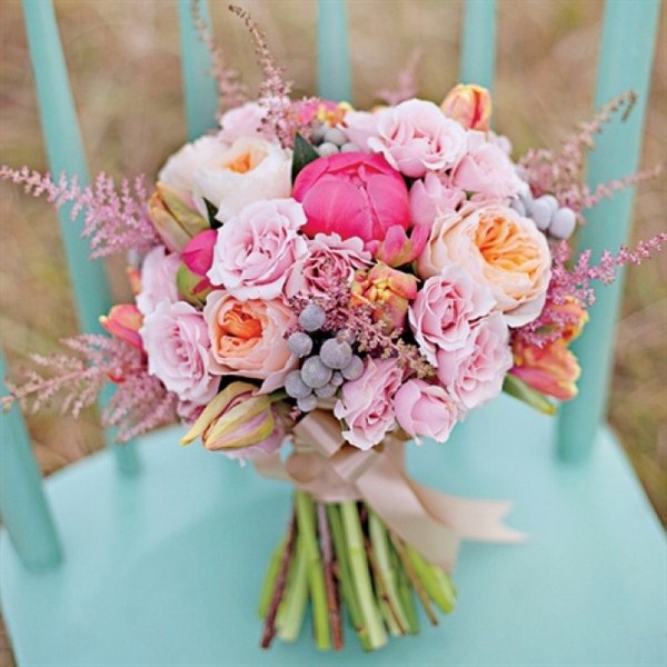 Les bouquets de fleurs les plus en vogue 2025-2026, photos, tendances florales