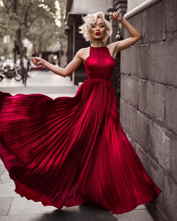 Les plus belles robes rouges 2025-2026: photos, actualités