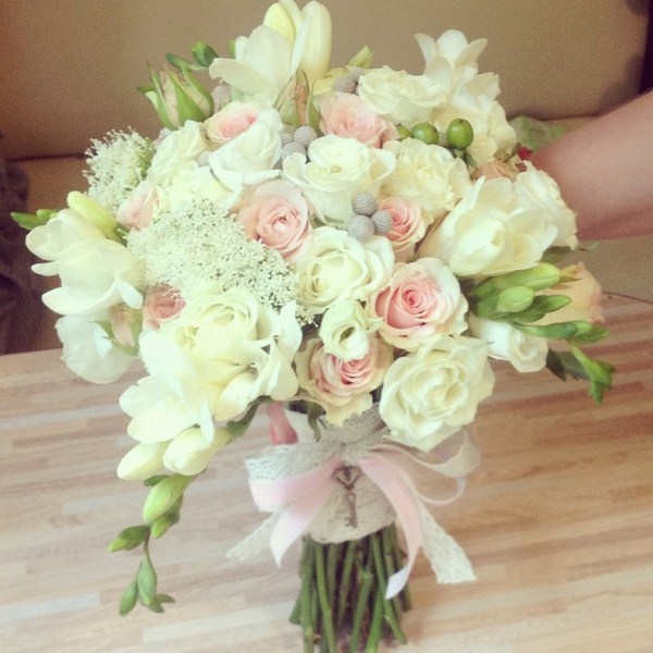 Les bouquets de fleurs les plus en vogue 2025-2026, photos, tendances florales