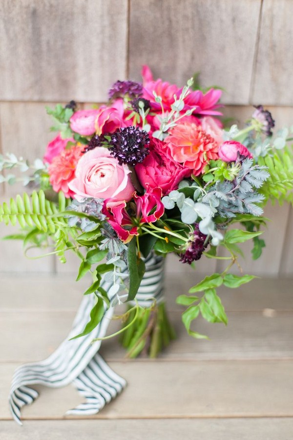 Les bouquets de fleurs les plus en vogue 2025-2026, photos, tendances florales