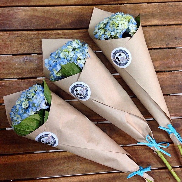 Les bouquets de fleurs les plus en vogue 2025-2026, photos, tendances florales