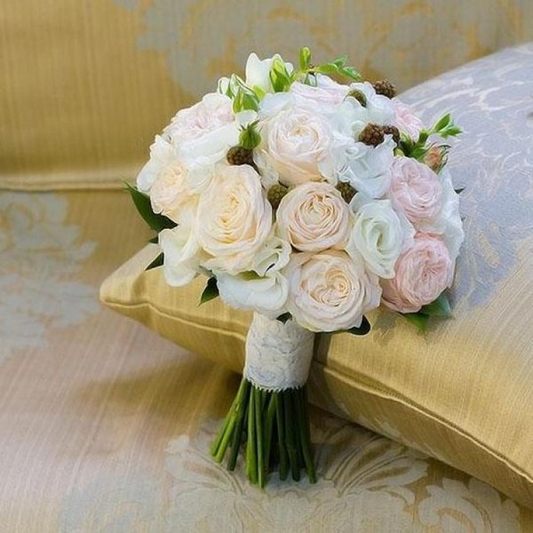 Les bouquets de fleurs les plus en vogue 2025-2026, photos, tendances florales