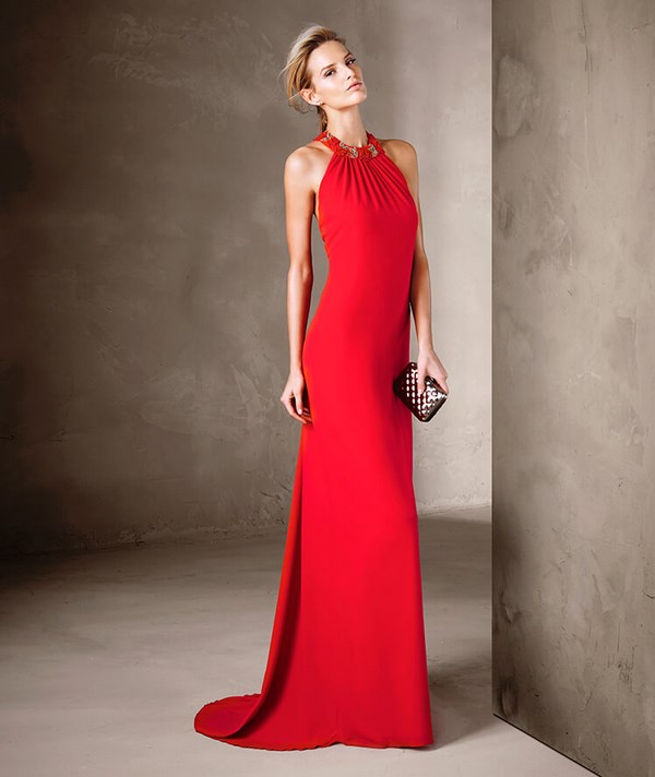 Les plus belles robes rouges 2025-2026: photos, actualités