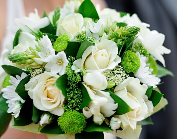 Les bouquets de fleurs les plus en vogue 2025-2026, photos, tendances florales