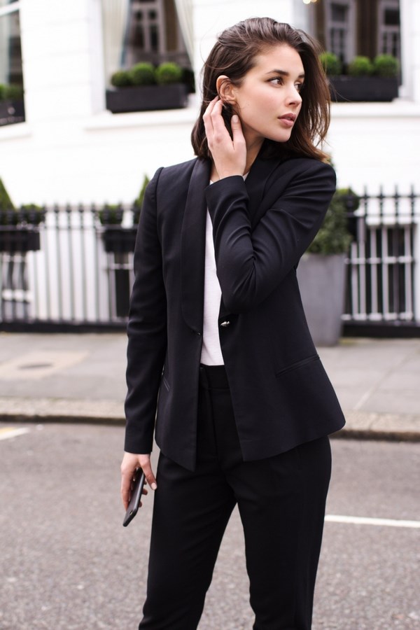 Mode de bureau et style d'affaires des vêtements 2025-2026: vêtements d'affaires élégants