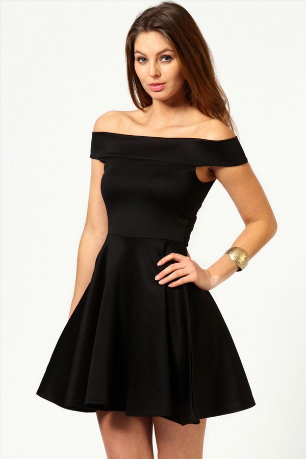 Petite robe noire 2025-2026: photos, images à la mode