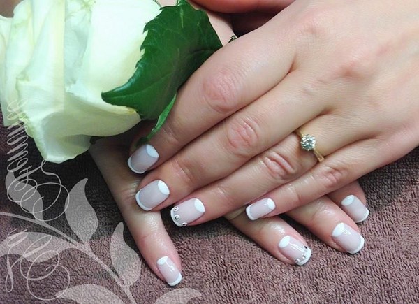 Manucure de mariage à la mode 2025-2026: photo, actualités
