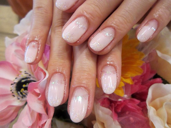 Manucure de mariage à la mode 2025-2026: photo, actualités