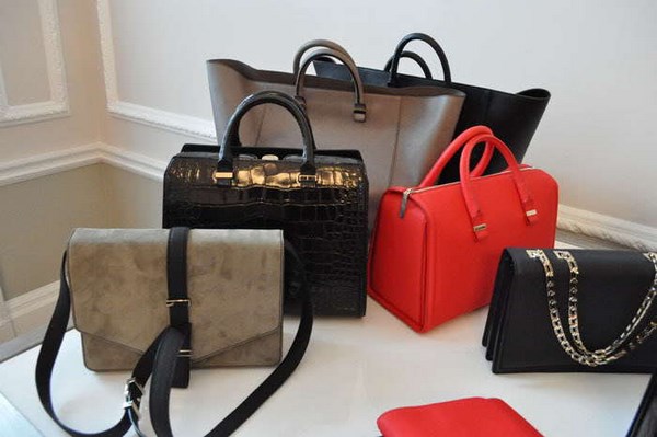 Armoire basique à la mode pour femmes: une photo, comment faire une armoire basique