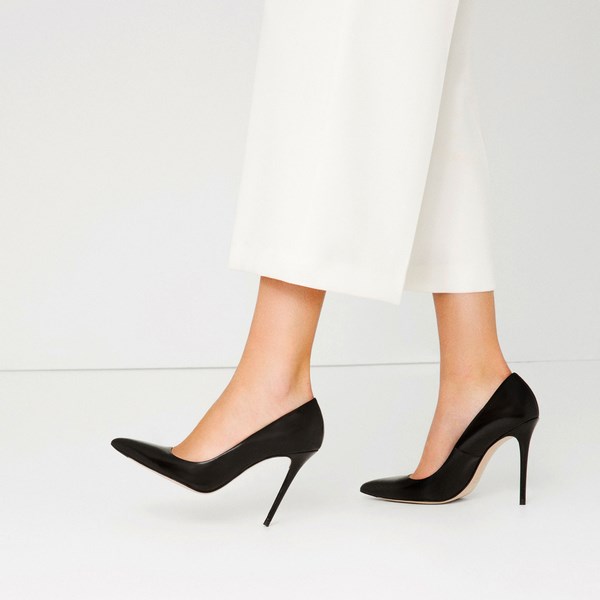 Armoire basique à la mode pour femmes: une photo, comment faire une armoire basique