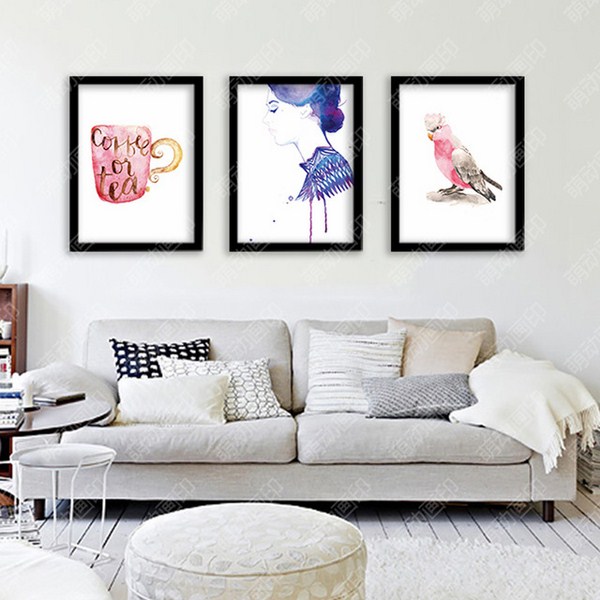 Comment décorer magnifiquement un mur dans une pièce: photos, idées