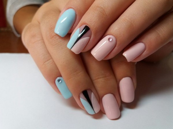 Manucure de printemps à la mode 2025-2026, photo, actualités