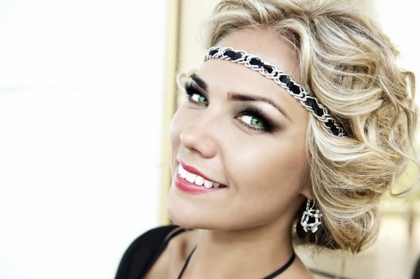 Quel maquillage faire à la remise des diplômes 2025-2026: photos, idées