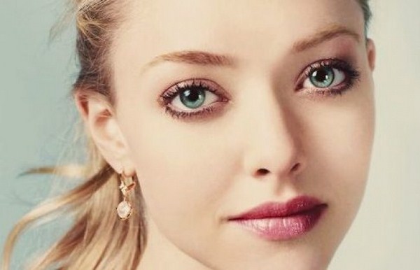 Quel maquillage faire à la remise des diplômes 2025-2026: photos, idées