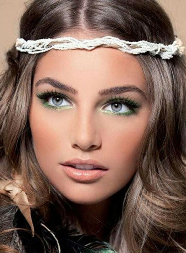 Quel maquillage faire à la remise des diplômes 2025-2026: photos, idées