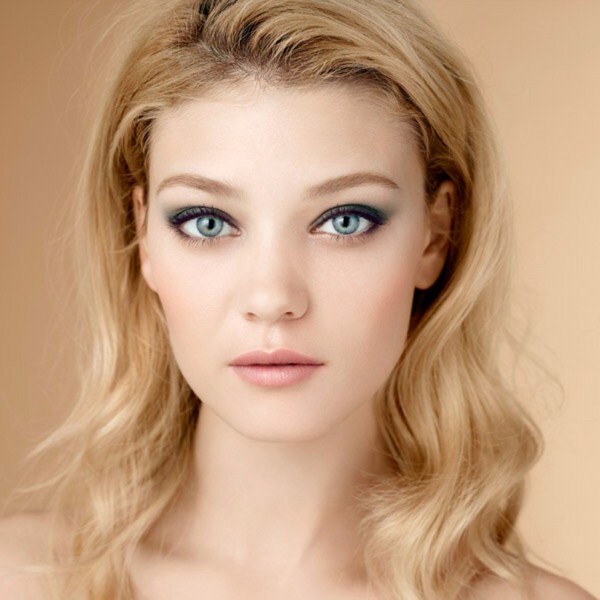 Quel maquillage faire à la remise des diplômes 2025-2026: photos, idées