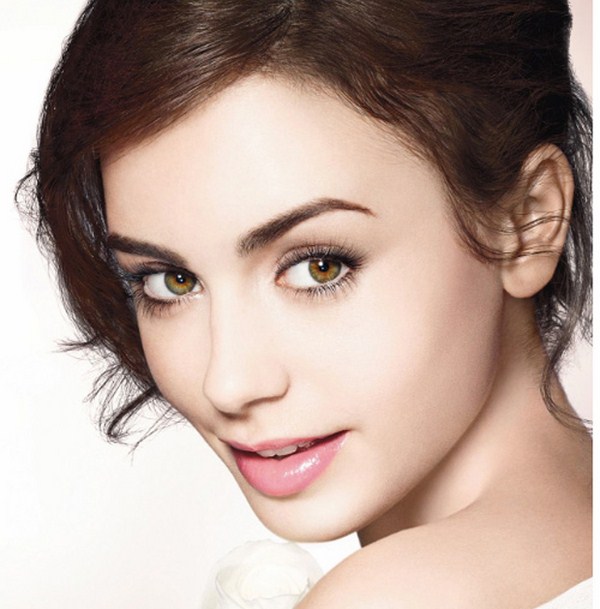 Quel maquillage faire à la remise des diplômes 2025-2026: photos, idées