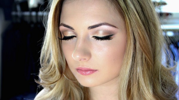 Quel maquillage faire à la remise des diplômes 2025-2026: photos, idées