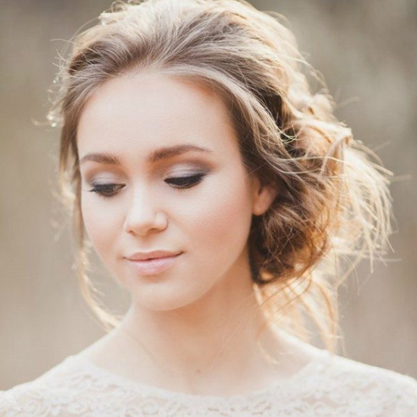 Quel maquillage faire à la remise des diplômes 2025-2026: photos, idées