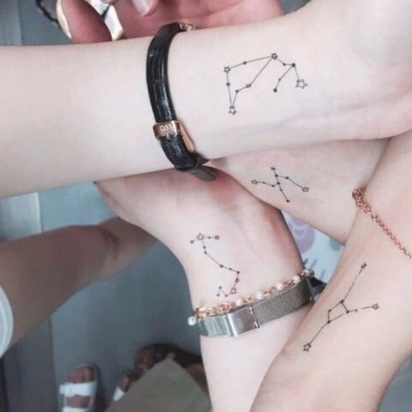 Petits tatouages originaux: photos, idées de petits tatouages pour les filles