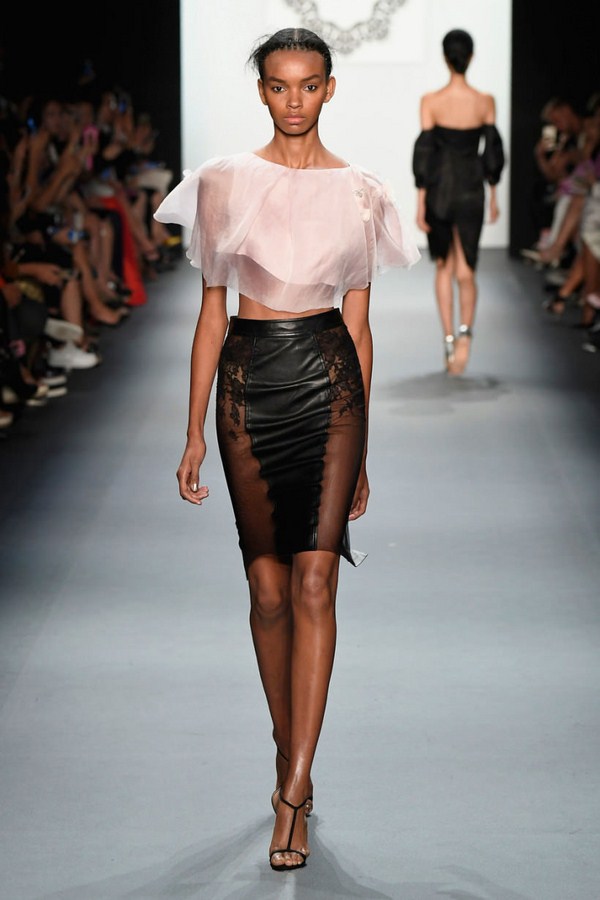 Jupes à la mode printemps-été 2025-2026: photos, tendances