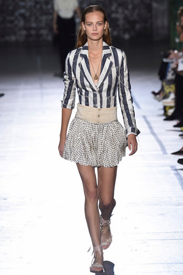 Jupes à la mode printemps-été 2025-2026: photos, tendances