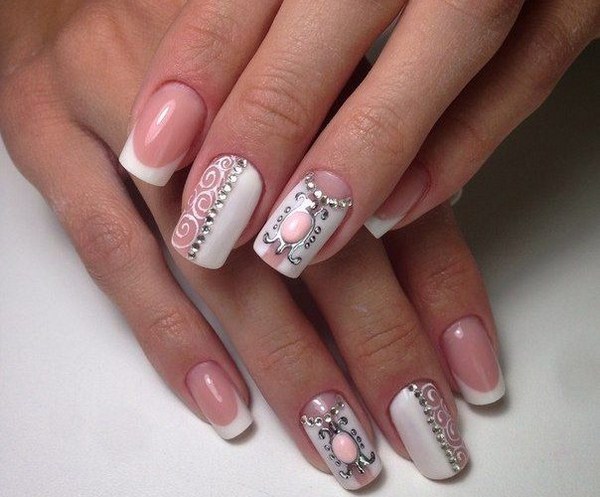 Belle manucure française 2025-2026: photos, actualités