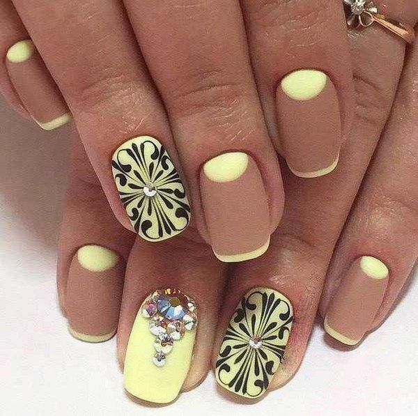 Belle manucure française 2025-2026: photos, actualités