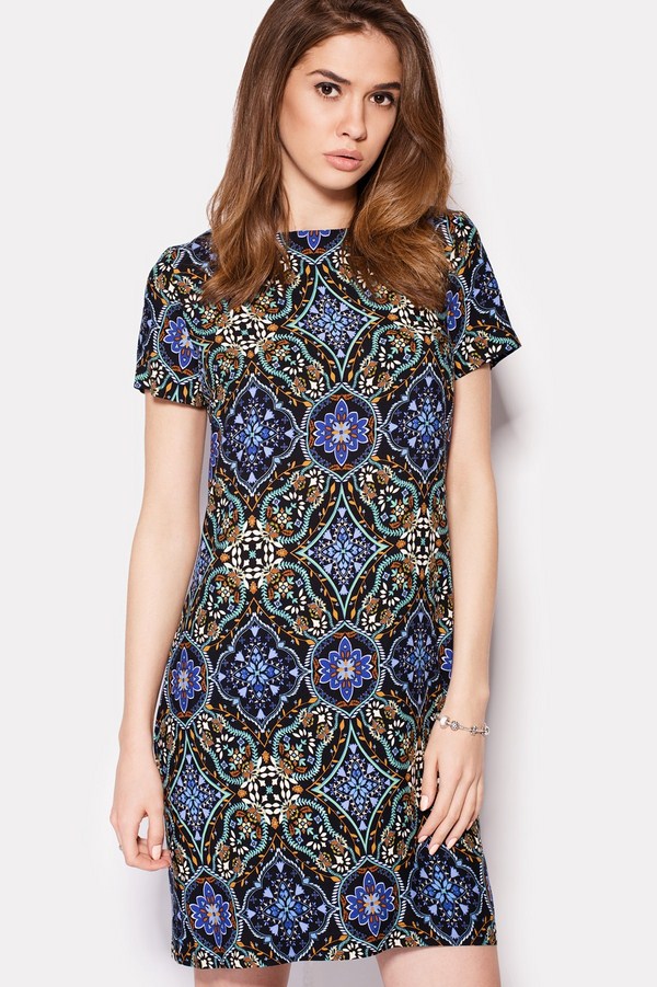 Belles robes décontractées 2025-2026: photos, actualités, styles