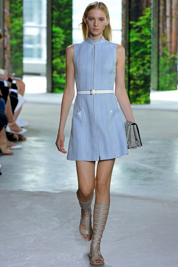 Belles robes décontractées 2025-2026: photos, actualités, styles