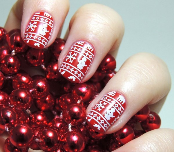 Belle manucure rouge 2025-2026 - photos, idées de manucure rouge