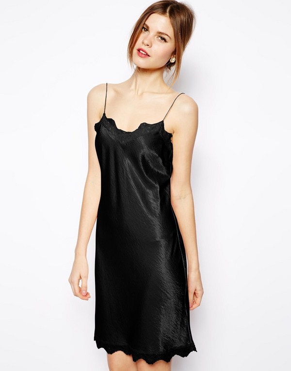 Quelles robes à la mode en 2025-2026: photos, nouveaux articles, styles de robes à la mode