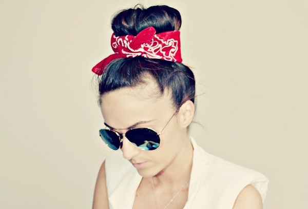 Bandeaux à la mode pour 2025-2026: photo