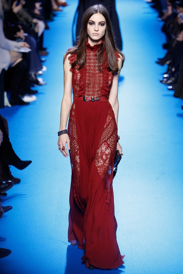 Quelles robes à la mode en 2025-2026: photos, nouveaux articles, styles de robes à la mode